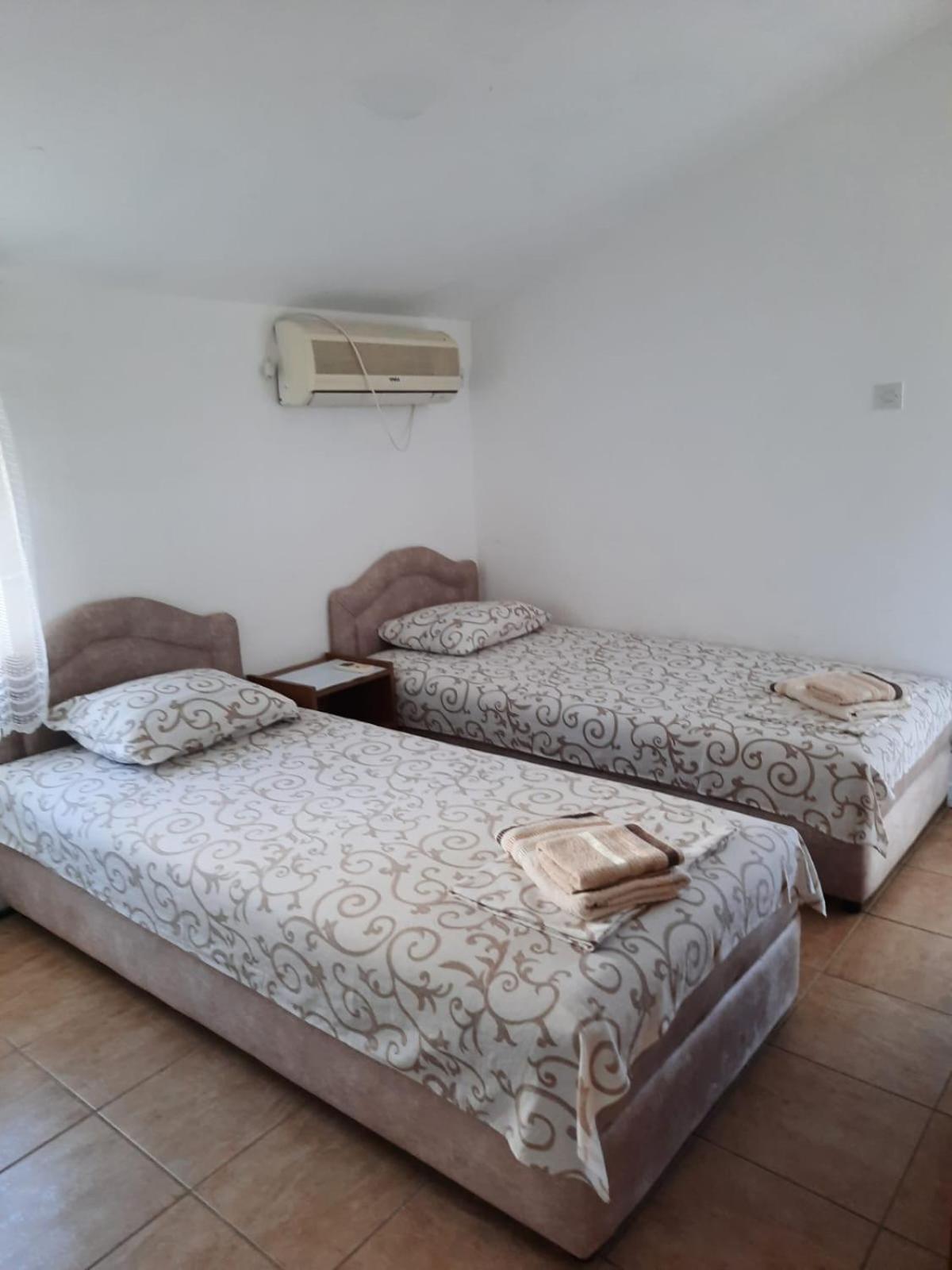 Apartmani Pulic Ulcinj Exterior foto